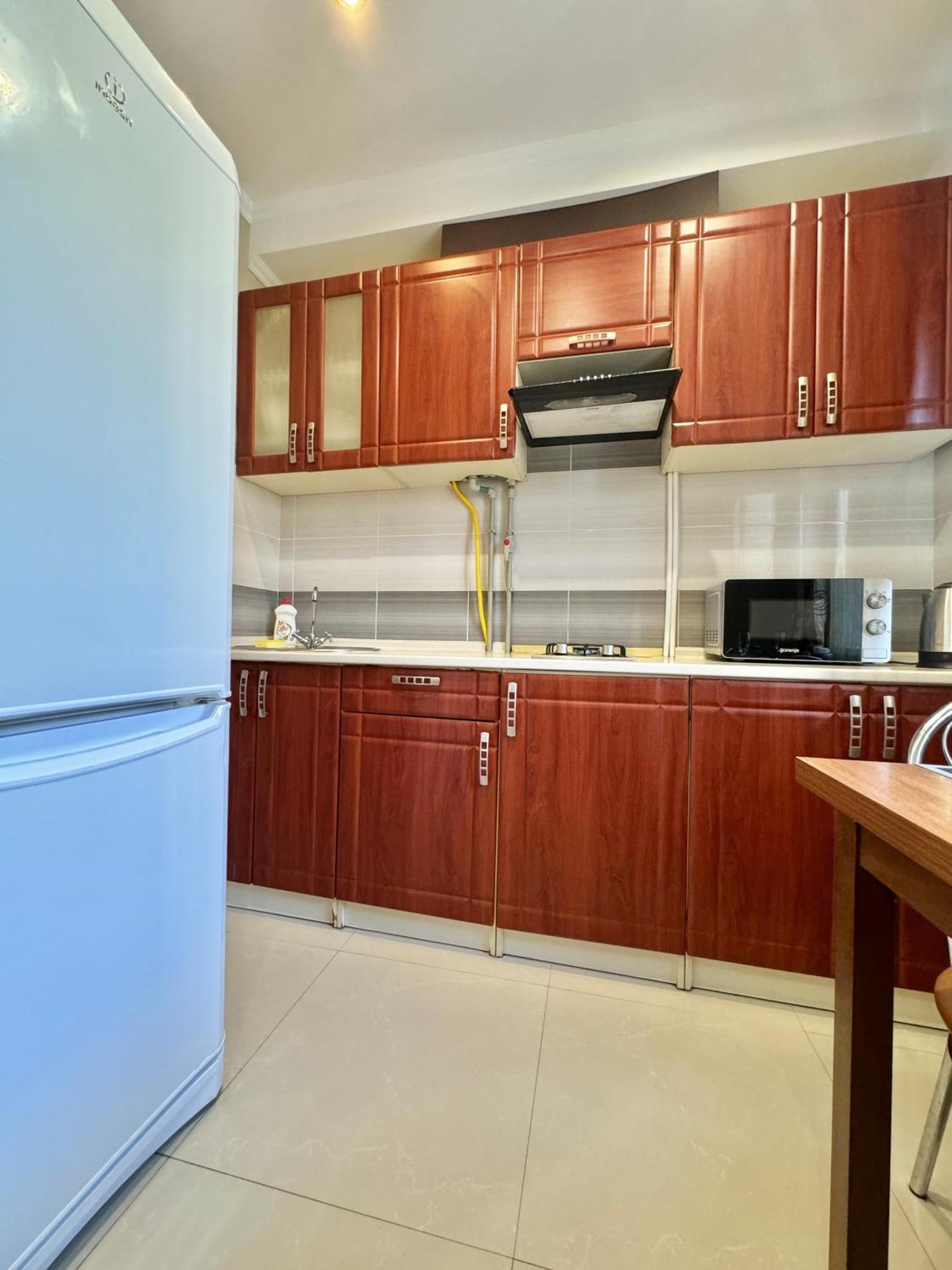 Apartment світлі апартаменти: стильний дизайн 2023