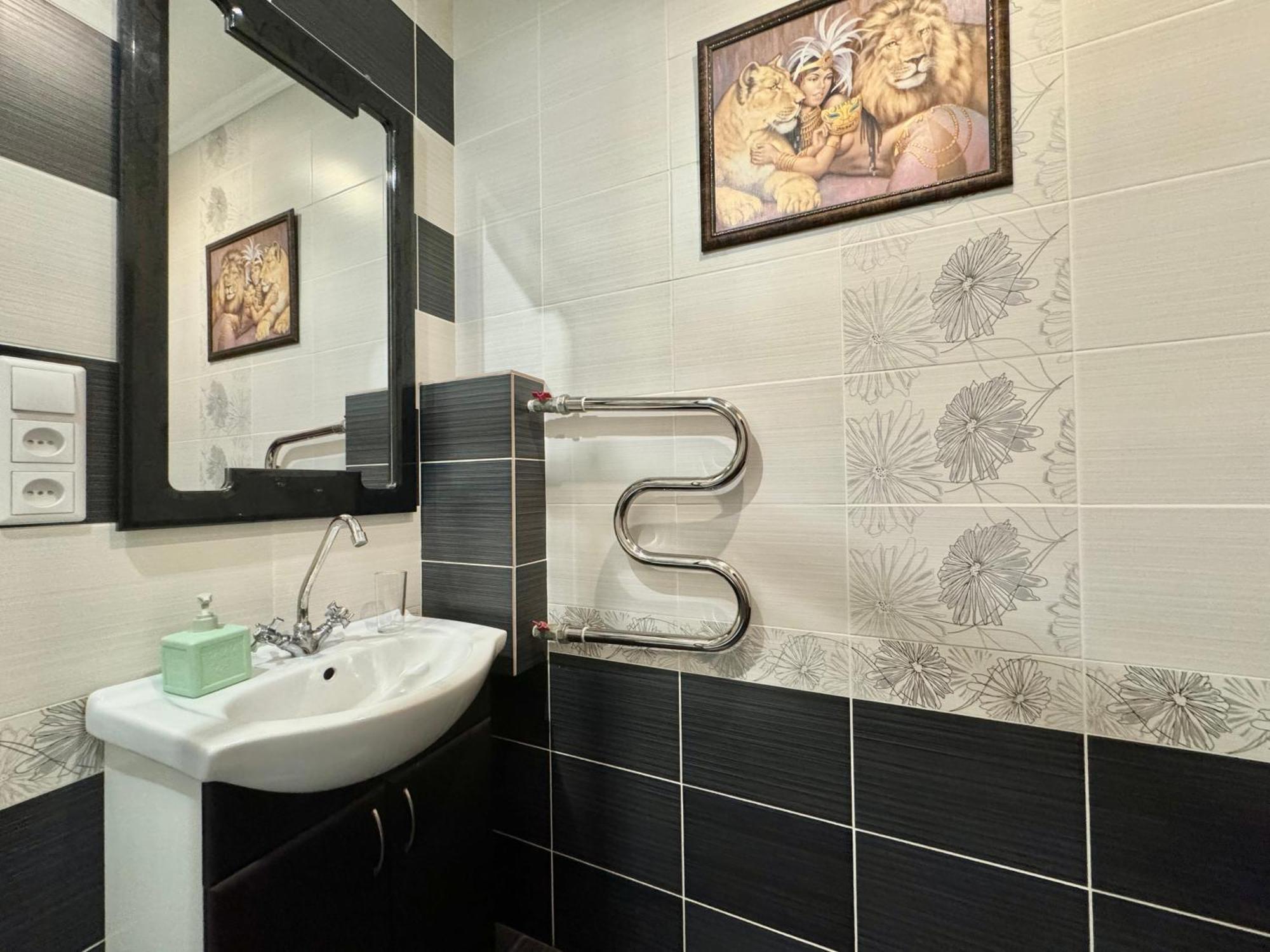 Apartpoltava світлі та стильні в центрі полтави біля театру гоголя, цум, банківський чек